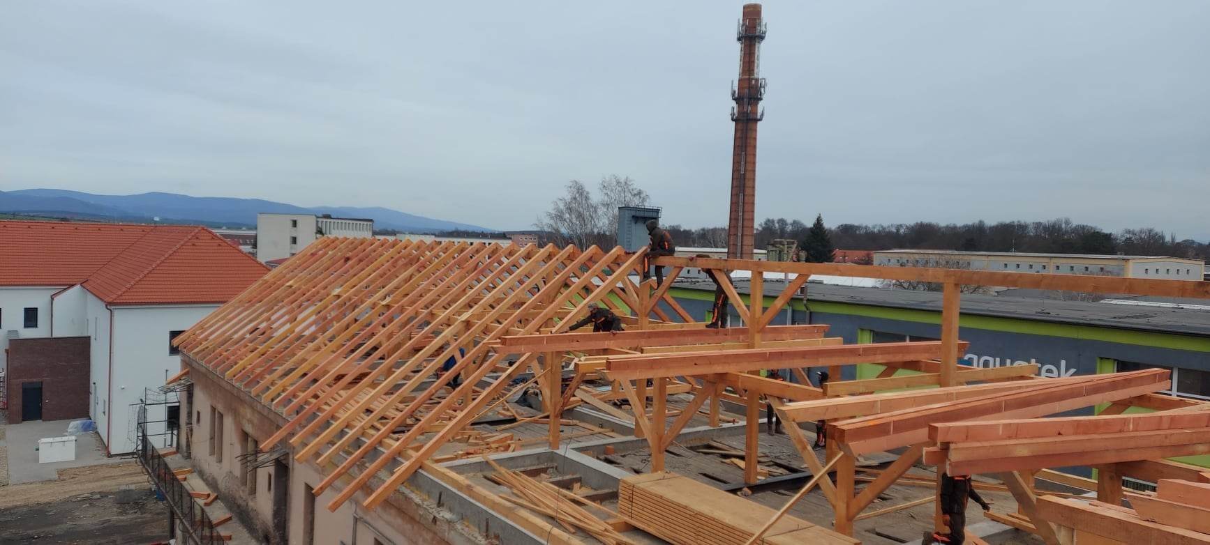 333406366_216288720948409_1223591891431952782_n